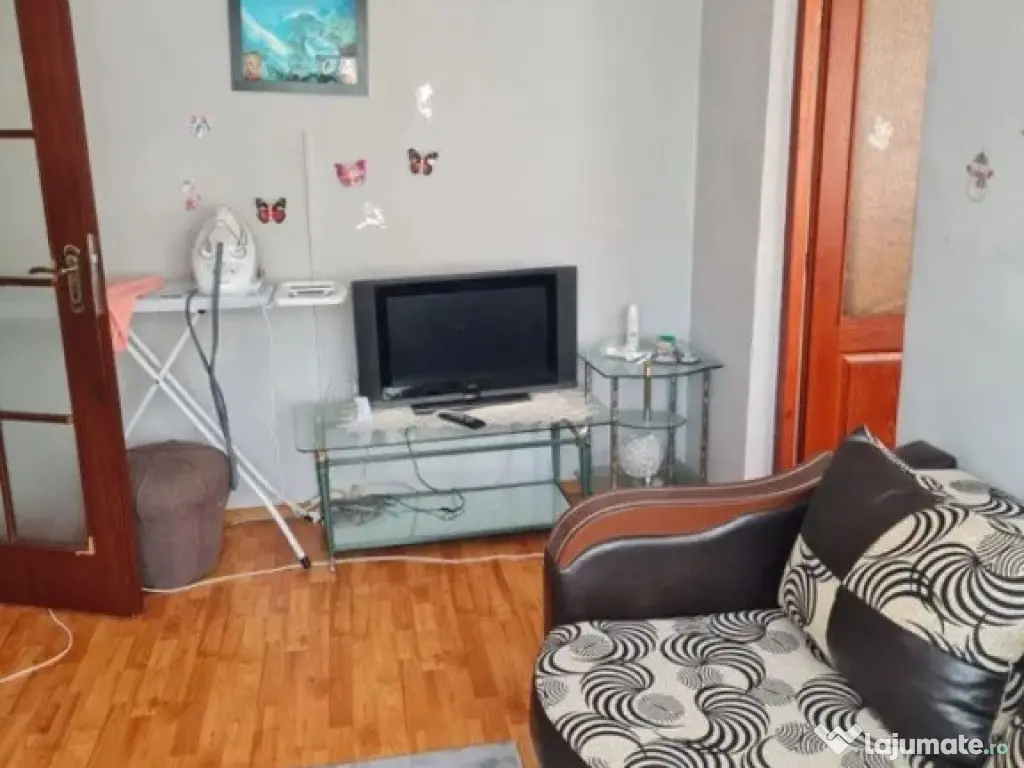 Apartament cu 3 camere in Micro 19