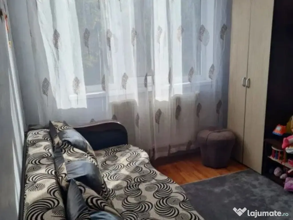 Apartament cu 3 camere in Micro 19
