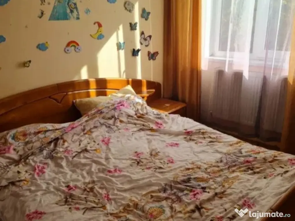 Apartament cu 3 camere in Micro 19