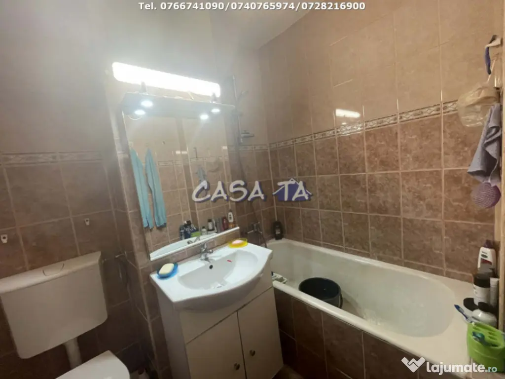 Apartament 3 Camere, Etaj 7/8(cu lift), Strada Unirii - Ultr 