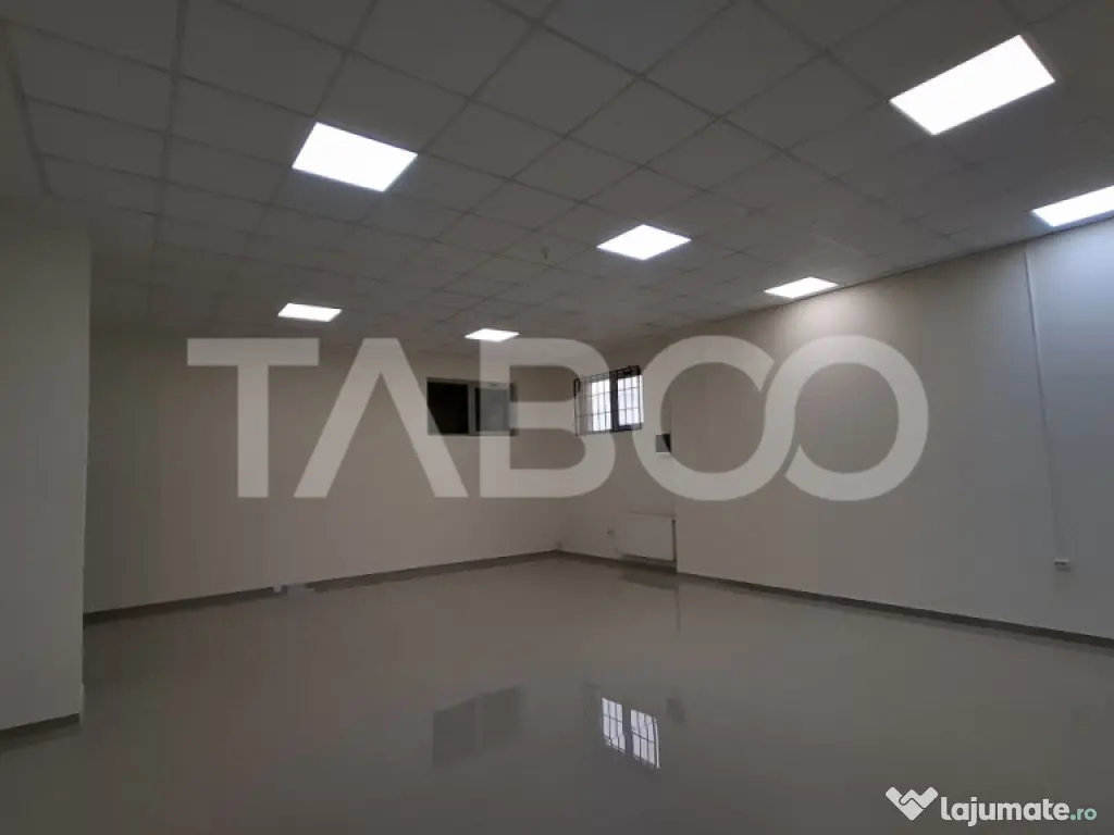 Spatiu comercial cu 2 camere 132 mpu parter cu vad auto Turn