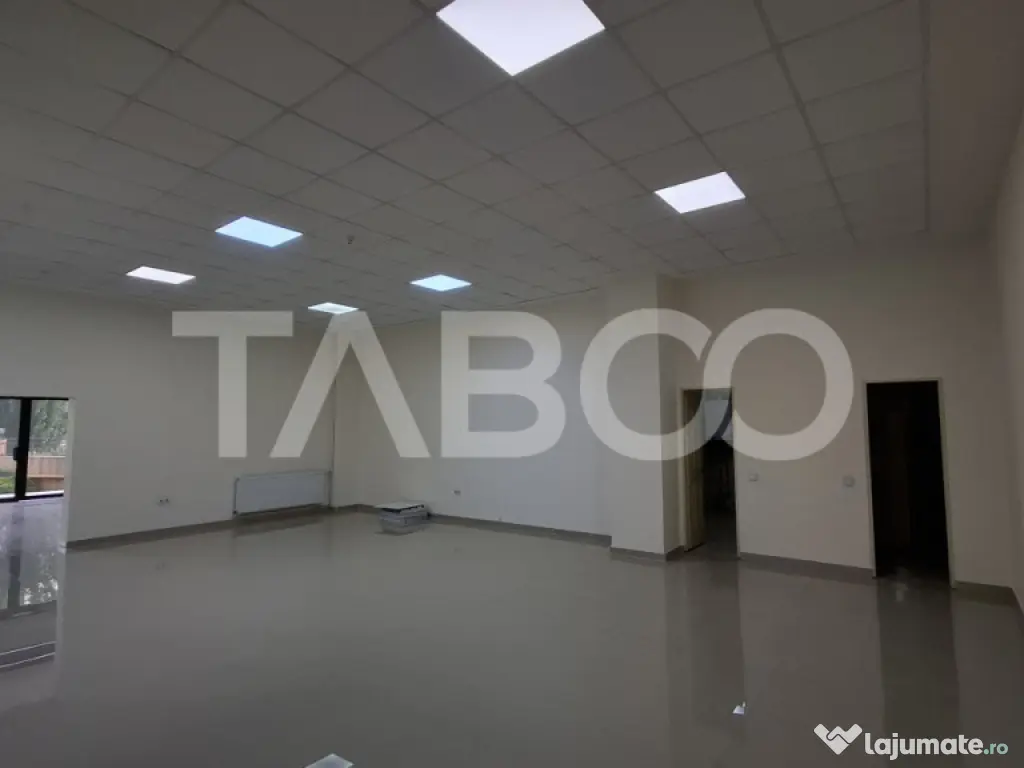 Spatiu comercial cu 2 camere 132 mpu parter cu vad auto Turn