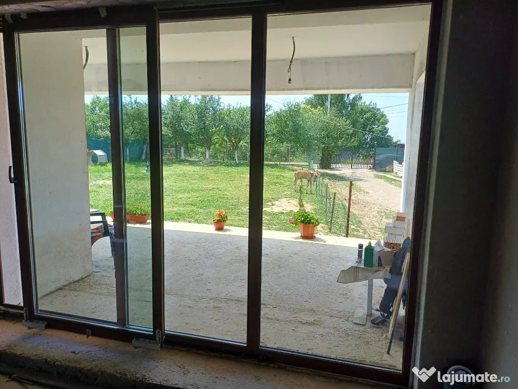 Str. Corbului, casa P+1, 30 ari teren 