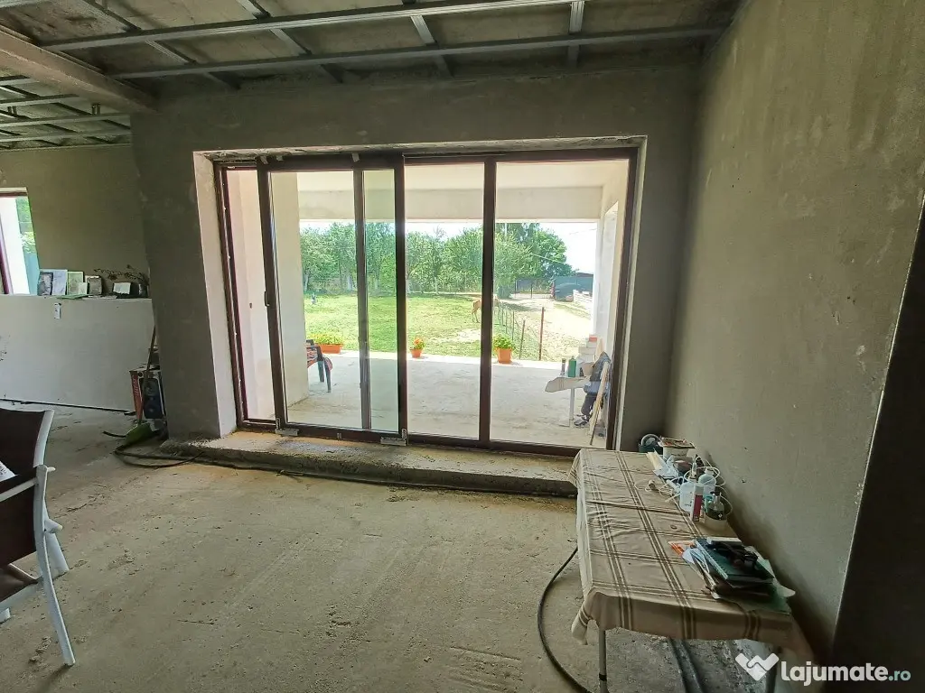 Str. Corbului, casa P+1, 30 ari teren 