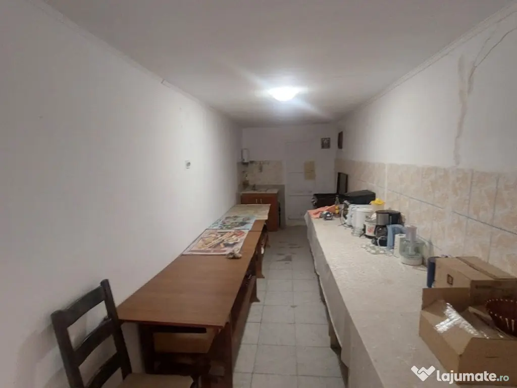 Spatiu Evenimente ,Teren si cladiri Vanatori (Stone Park-Hora Miresei)