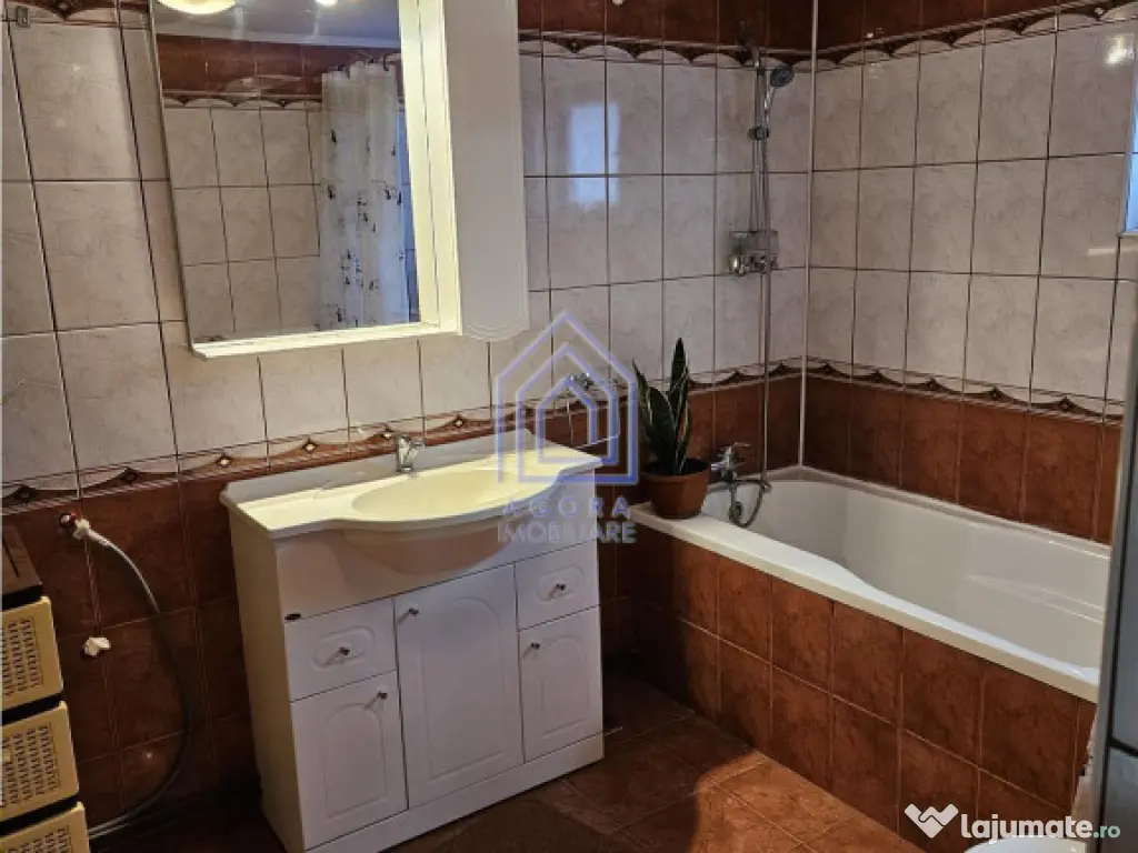 Casa , pozitie centrala, Gura Humorului, Suceava 