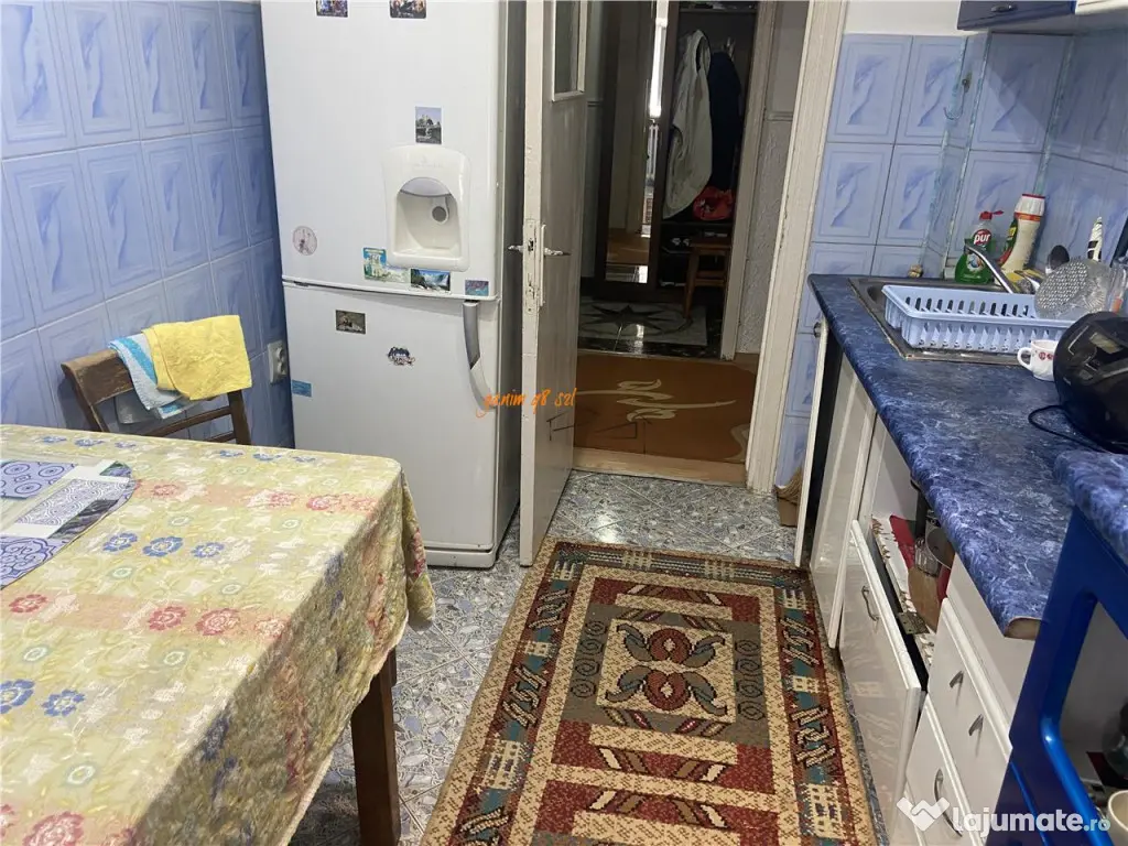 Apartament 3 camere ,zona Politia Judeteana Focsani , et 1/3