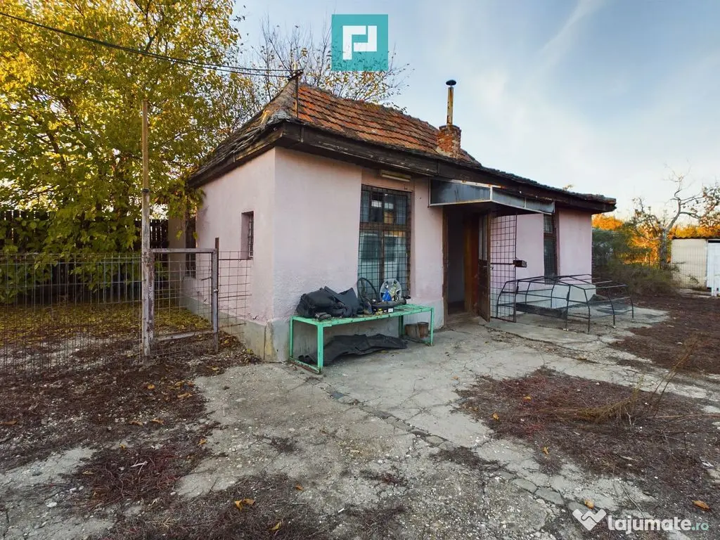 Casă cu teren generos în Sânnicolau Mic 