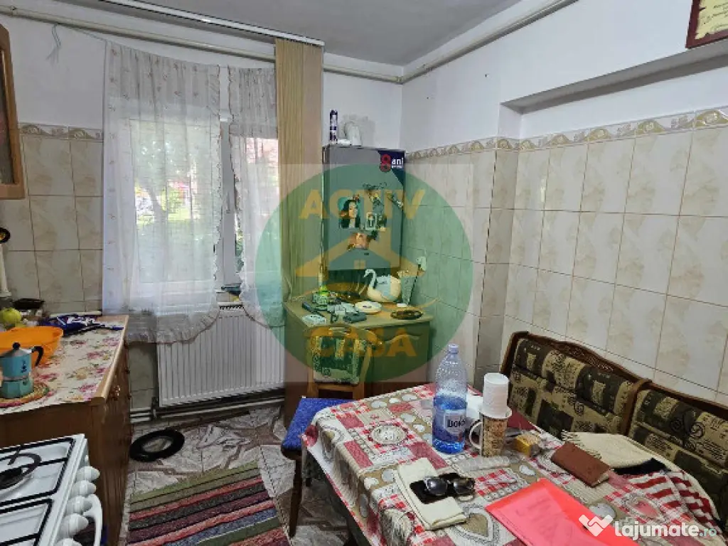 Apartament 3 camere, zona Piata Mare