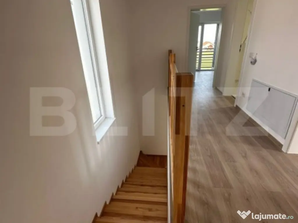 Casa individuala 120 mp, 4 camere, living, 3 bai, Oarda de