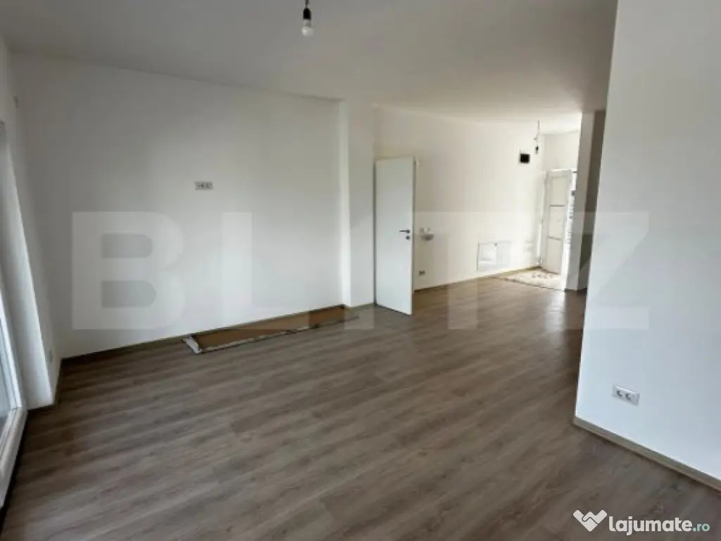 Casa individuala 120 mp, 4 camere, living, 3 bai, Oarda de