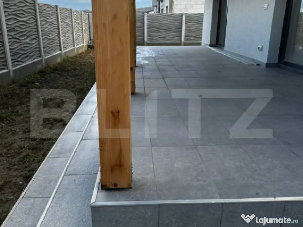 Casa individuala 120 mp, 4 camere, living, 3 bai, Oarda de