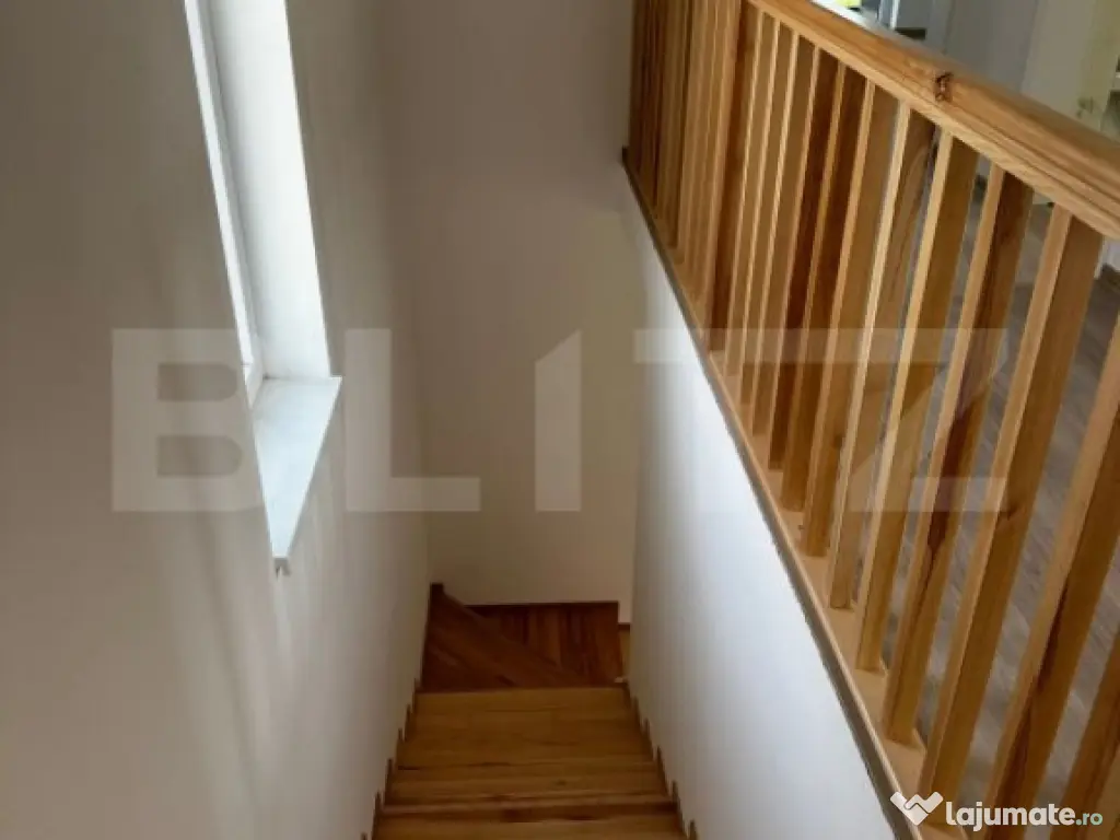 Casa individuala 120 mp, 4 camere, living, 3 bai, Oarda de