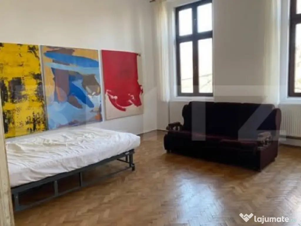 Spatiu birou de inchiriat, cu 3 camere, 105 mp, spatios, zon