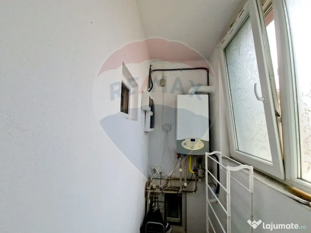 CHIRIE - Casă 4 camere , curte , zona LPS 