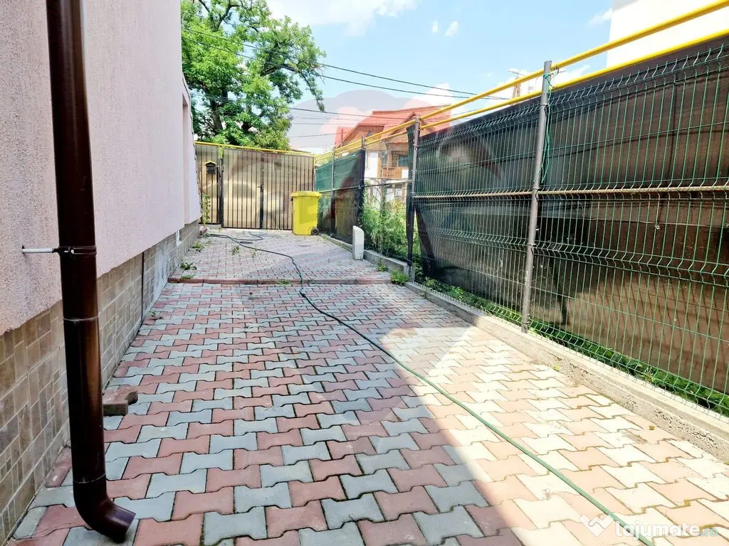 CHIRIE - Casă 4 camere , curte , zona LPS 