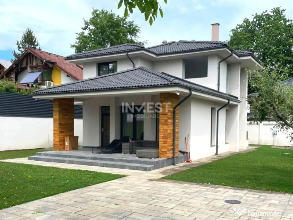 *Vilă Bucium-Vișan* - 650mp teren - *toate utilitățile* 