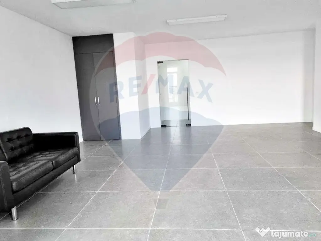 Spațiu de birouri 53 mp Arad Plaza de închiriat- etaj 5 