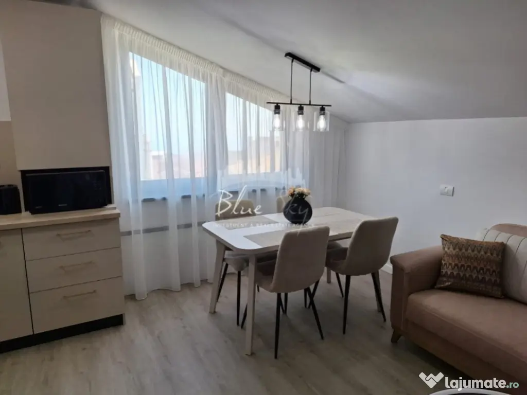 Apartament cu 3 camere în Centrul Vechi 