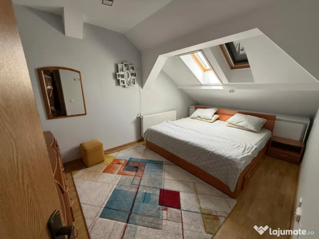 Apartament 4 camere decomandat cu scara interioara, Zona Sar