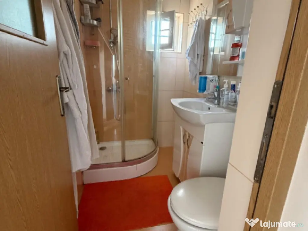 Apartament 4 camere decomandat cu scara interioara, Zona Sar