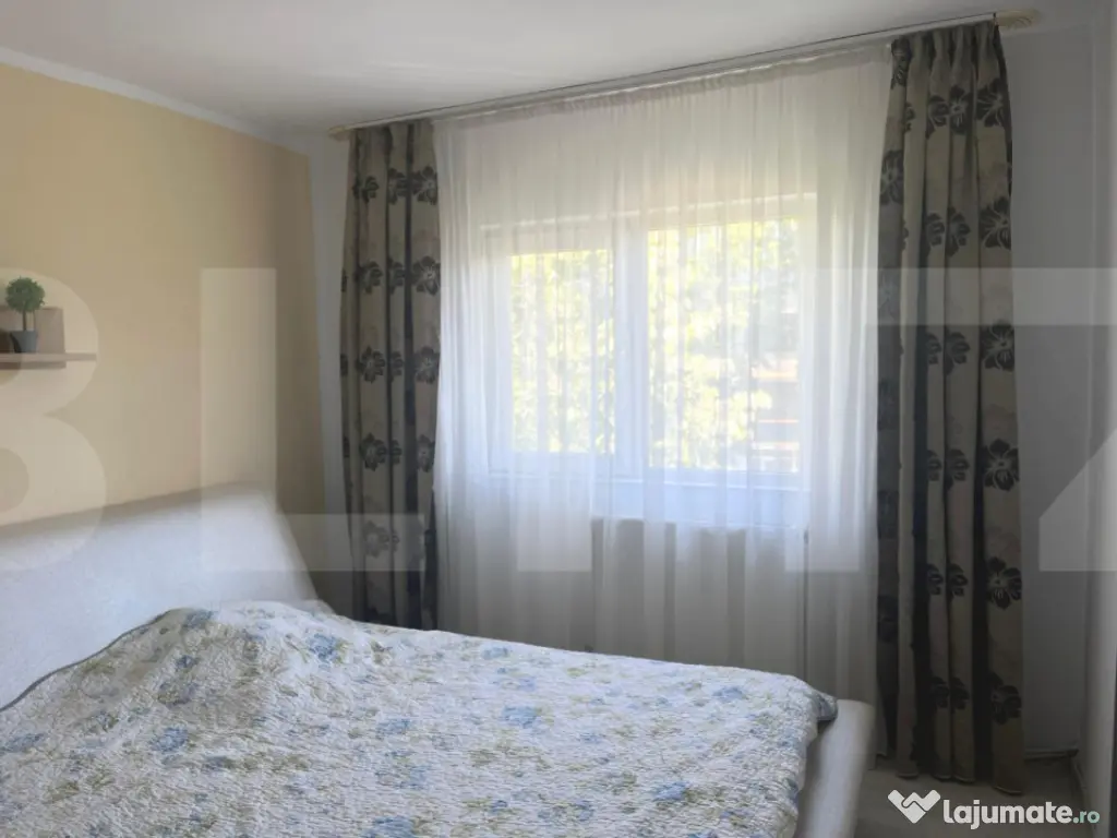 Apartament decomandat de 3 camere, 65 mp, etaj 3, zona Imp