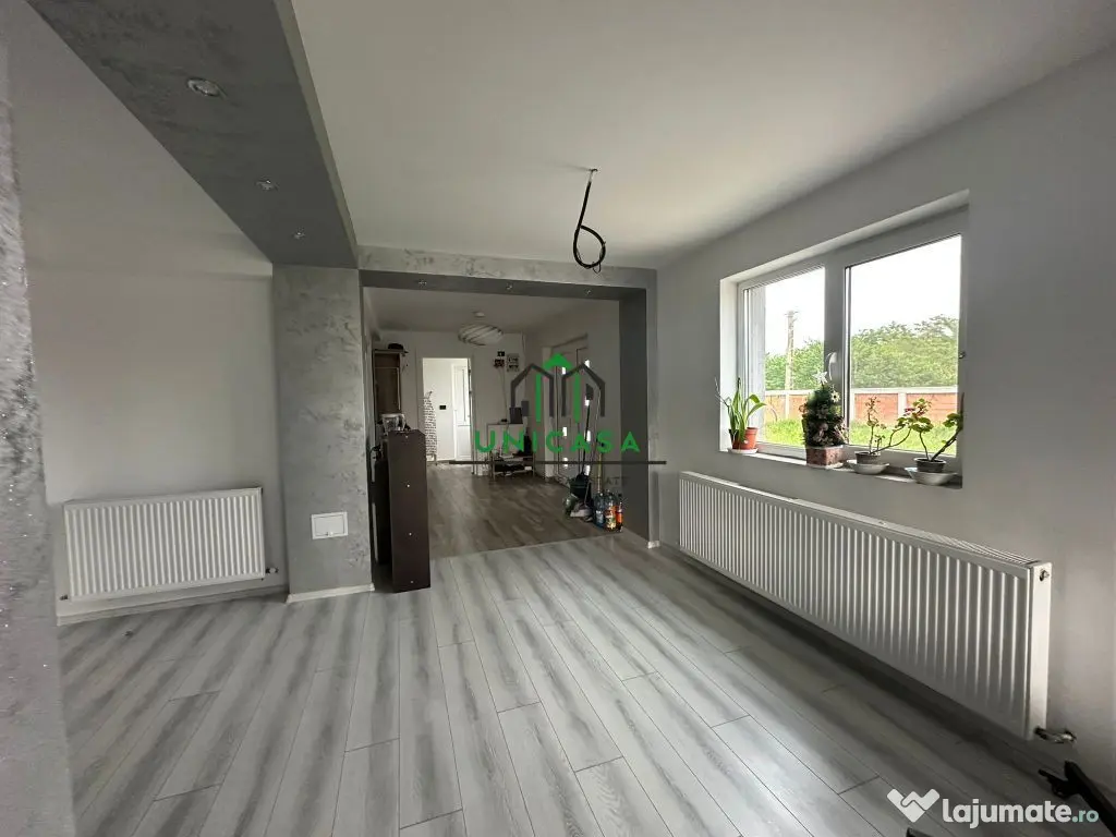 Casă de vânzare în Comuna Băbeni