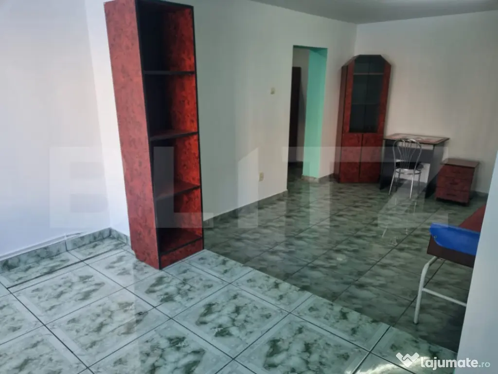 Spațiu comercial cu acces separat – Bulevardul Decebal |