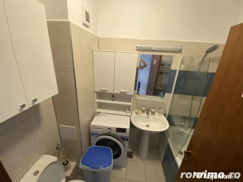 2 camere in zona Girocului