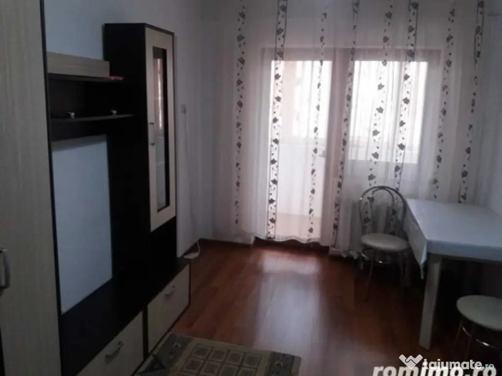 1 camera in zona Balcescu