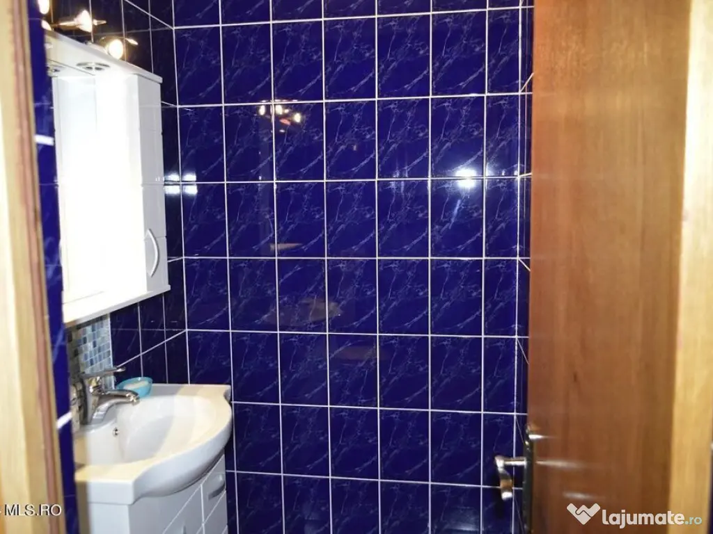 Centru - Apartament 4 camere - 103 mp, 3 balcoane, loc de... 