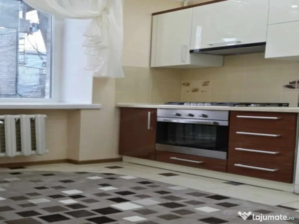 2 camere in zona Steaua