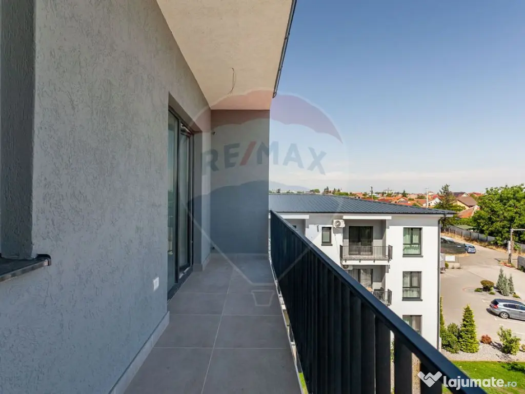 Apartament Nou 3 camere de vânzare zona Gradiste 