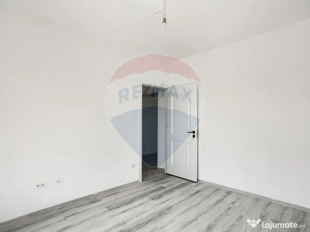 Apartament Nou 3 camere de vânzare zona Gradiste 