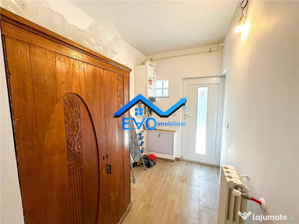 Corp de casa, prima , 3 camere, 70 mp, zona Copou 