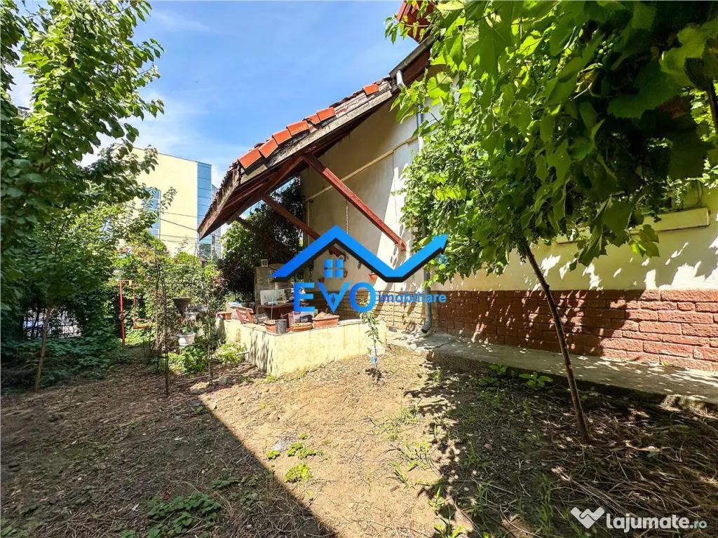 Corp de casa, prima , 3 camere, 70 mp, zona Copou 