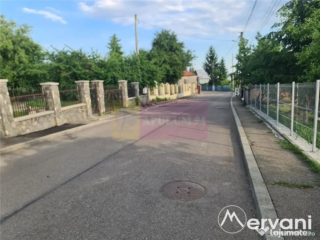 Teren intravilan de vanzare in Campina - Zona Muscel 