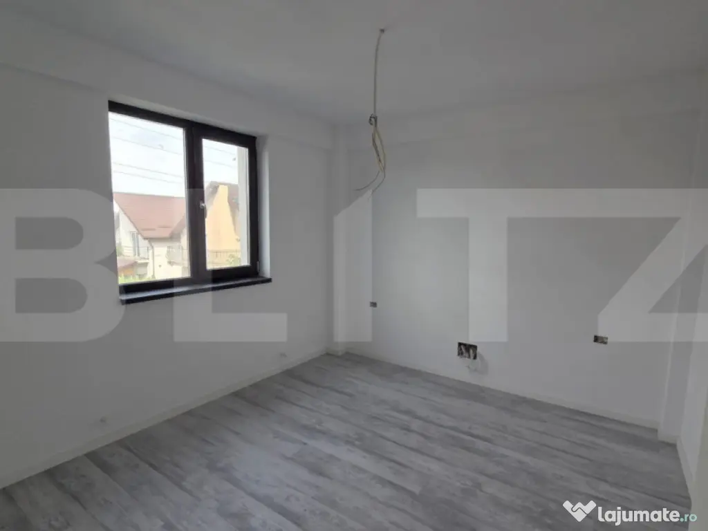 Apartament de vânzare – 2 camere decomandat, la cheie, î