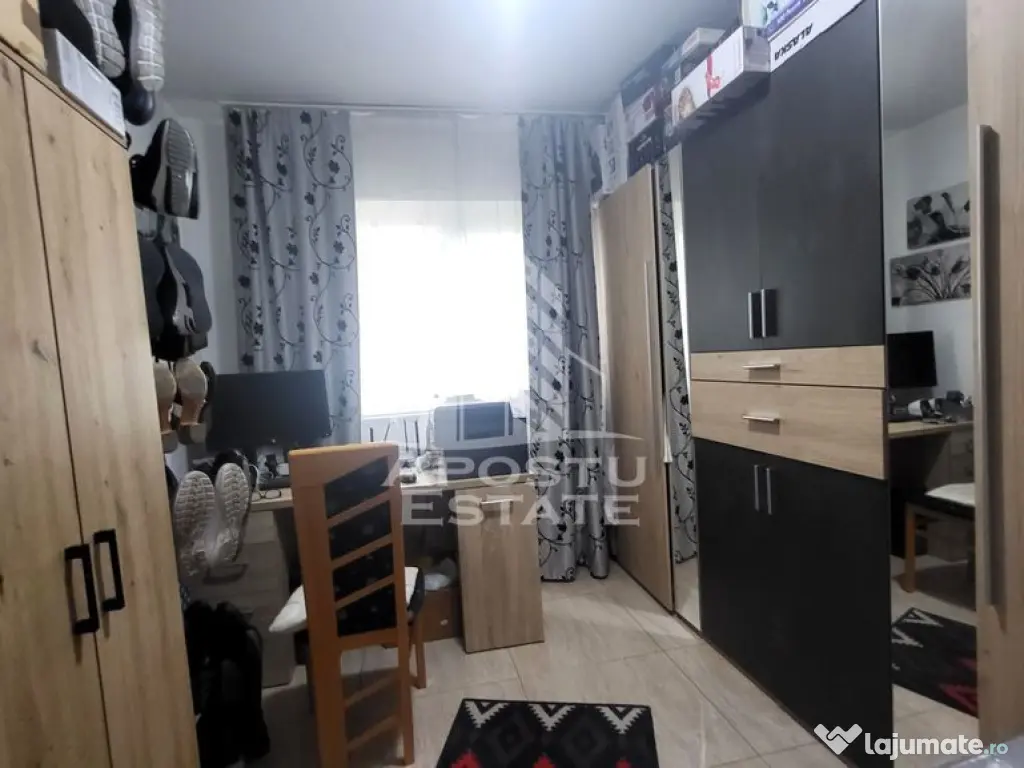 Casa insiruita,3 dormitoare,2 bai,Dumbravita 