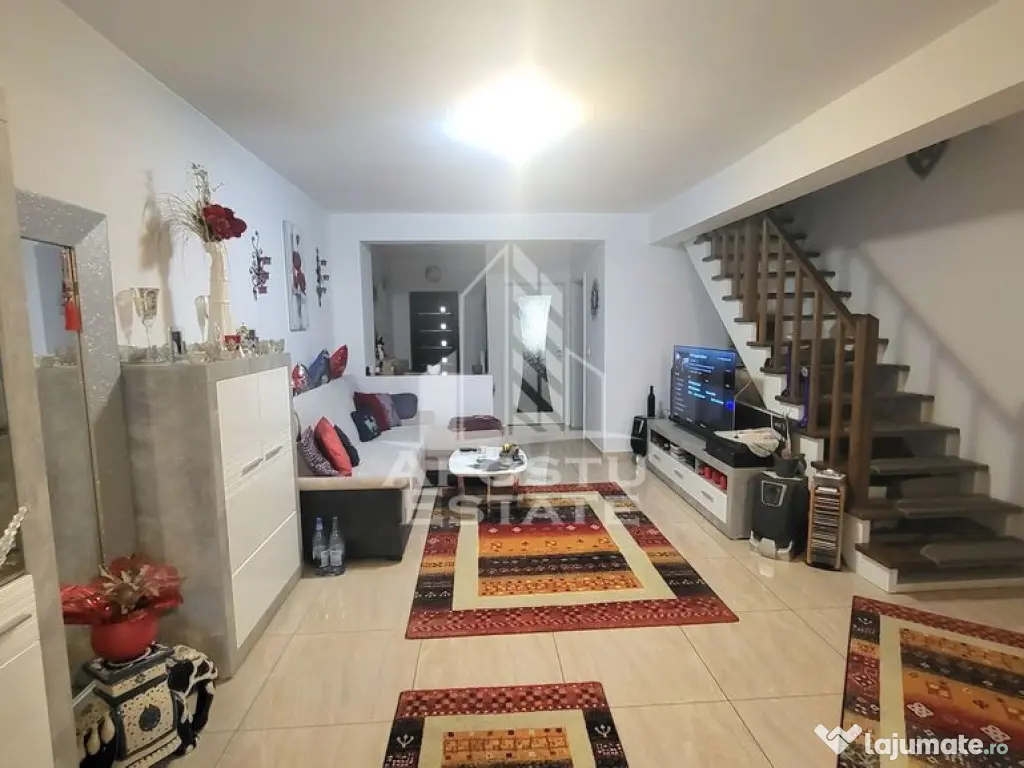 Casa insiruita,3 dormitoare,2 bai,Dumbravita 