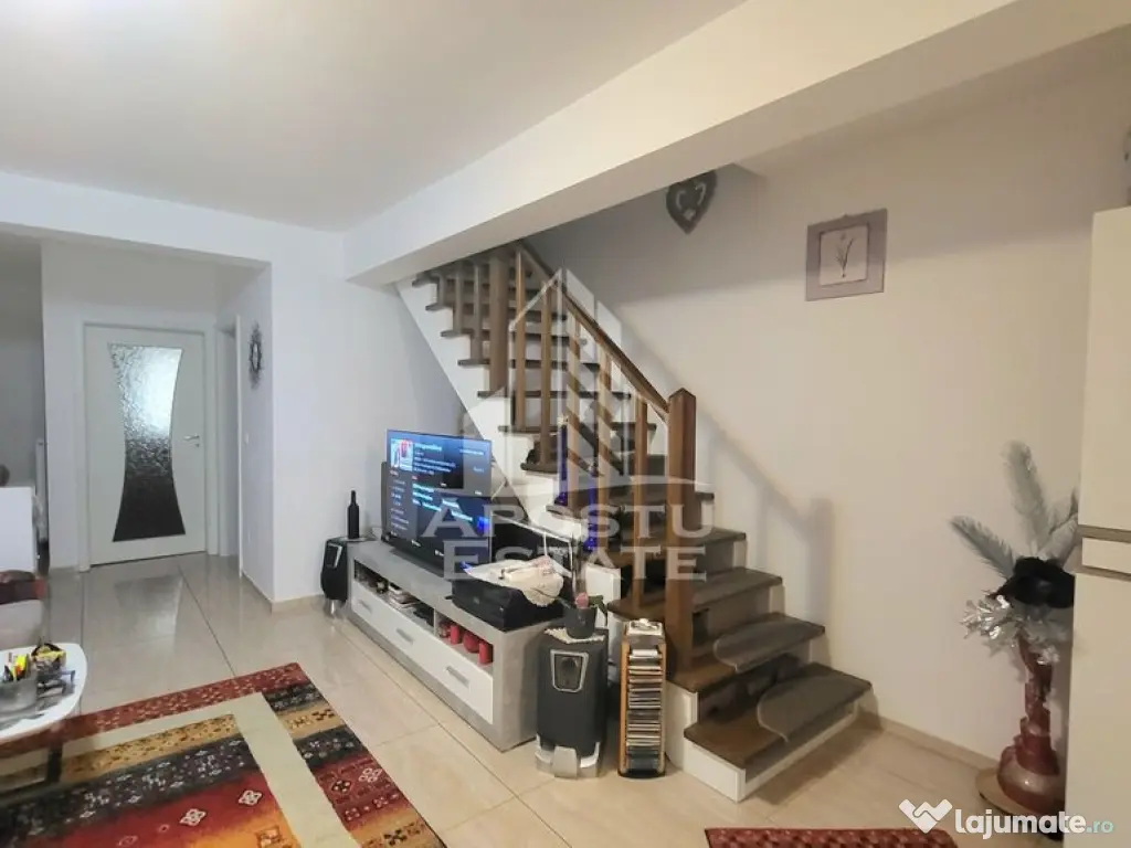 Casa insiruita,3 dormitoare,2 bai,Dumbravita 