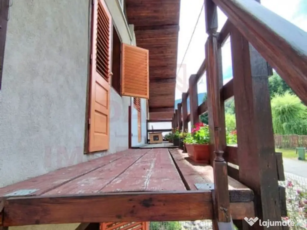 CASĂ DE VÂNZARE ÎN POUANA MĂRULUI,JUD. CARAȘ-SEVERIN