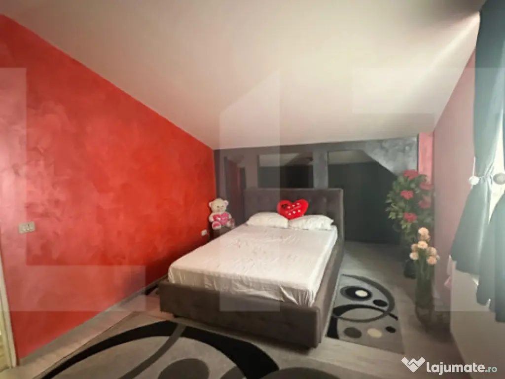 Apartament de vanzare, cu 5 camere, 160 mp, zona Vlaicu