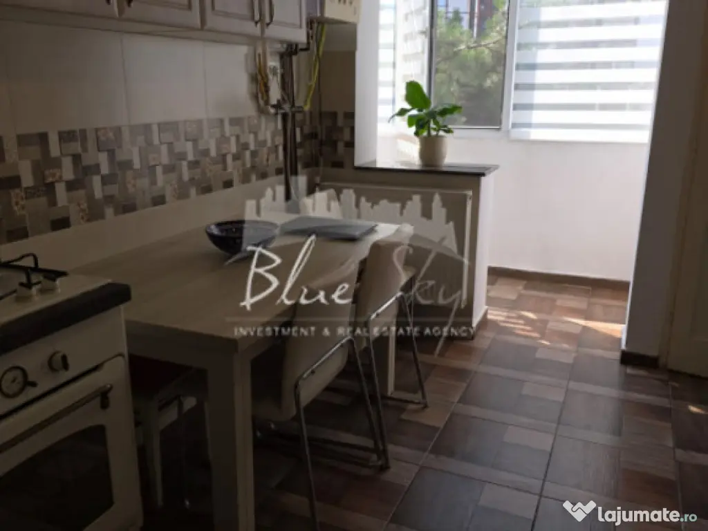 Apartament 3 camere situat in Zona Sala Sporturilor 