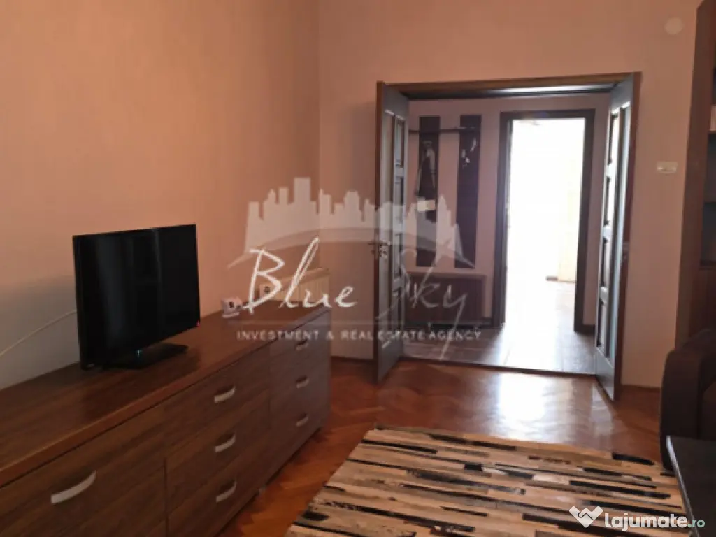 Apartament 3 camere situat in Zona Sala Sporturilor 