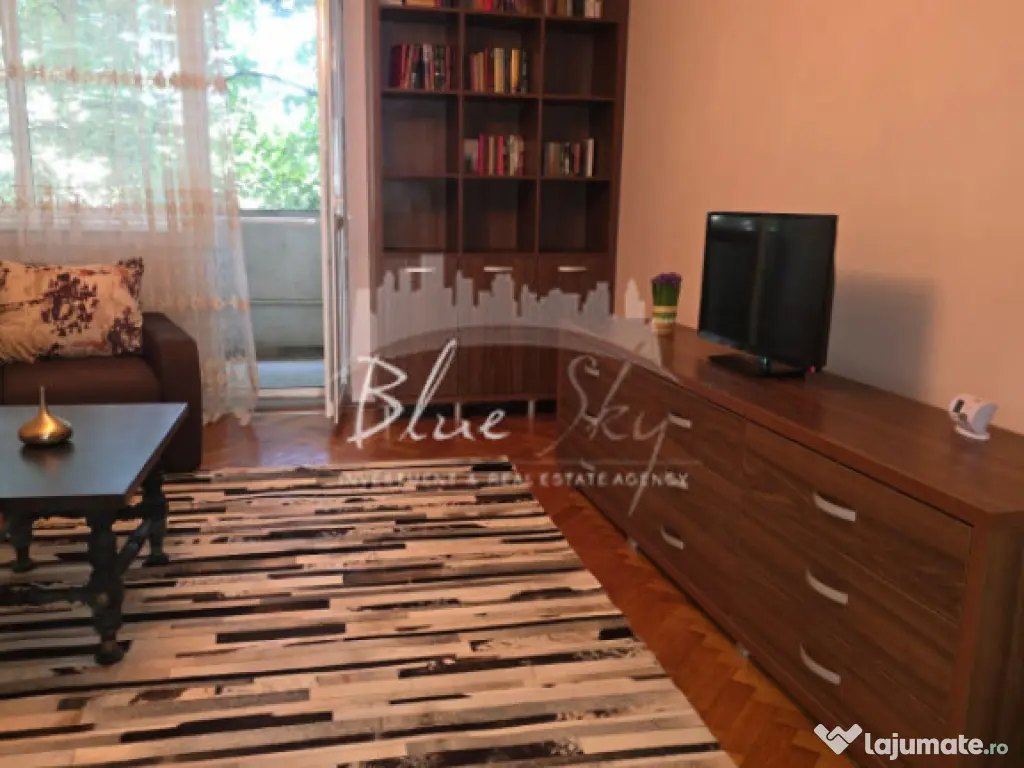 Apartament 3 camere situat in Zona Sala Sporturilor 