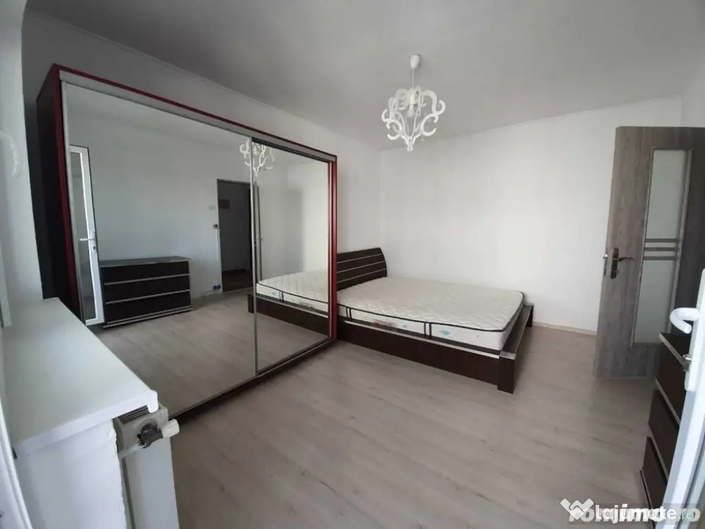 1 camera in zona Sagului