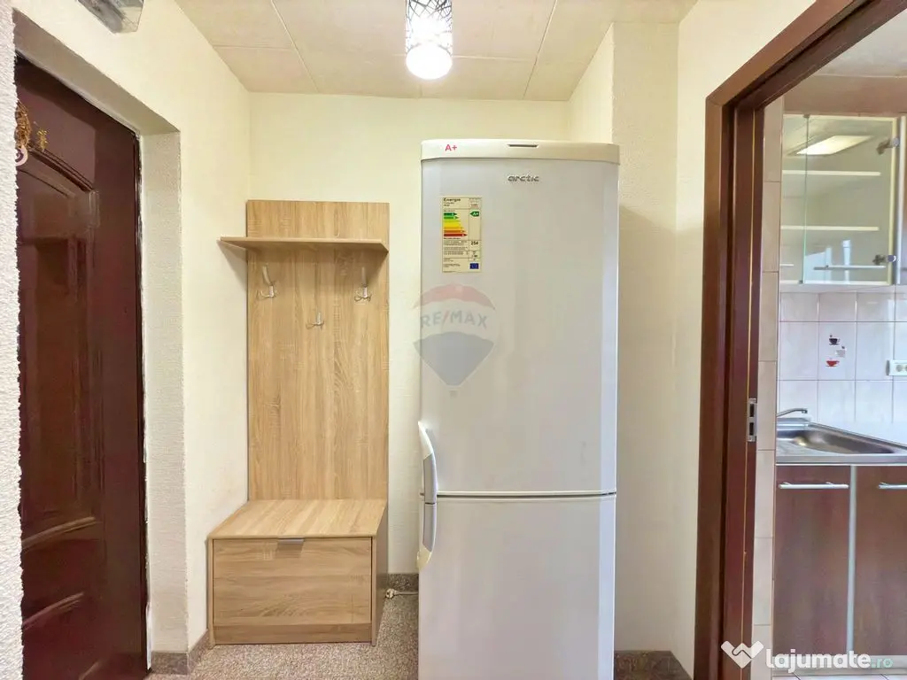 Apartament cu 2 camere de vânzare în zona Aurel Vlaicu 