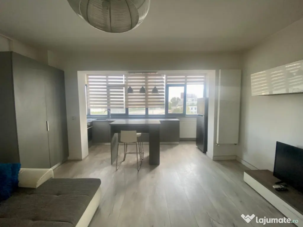 Apartament cu 2 camere, situat in zona Compozitori