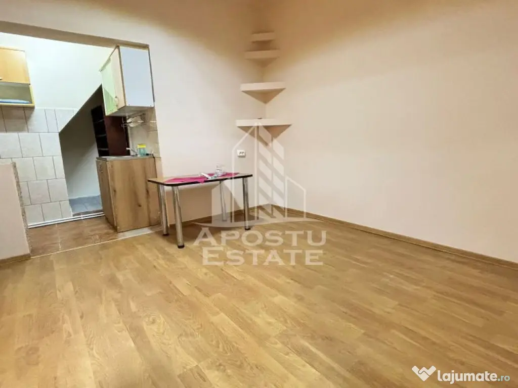 Apartament la curte comuna in zona Garii, renovat, centra...